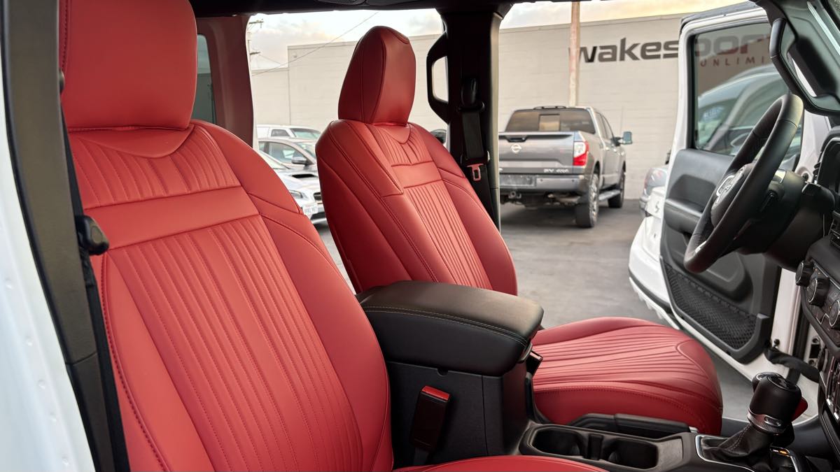 2025 Jeep Wrangler 4-Door Sahara - Photo 91