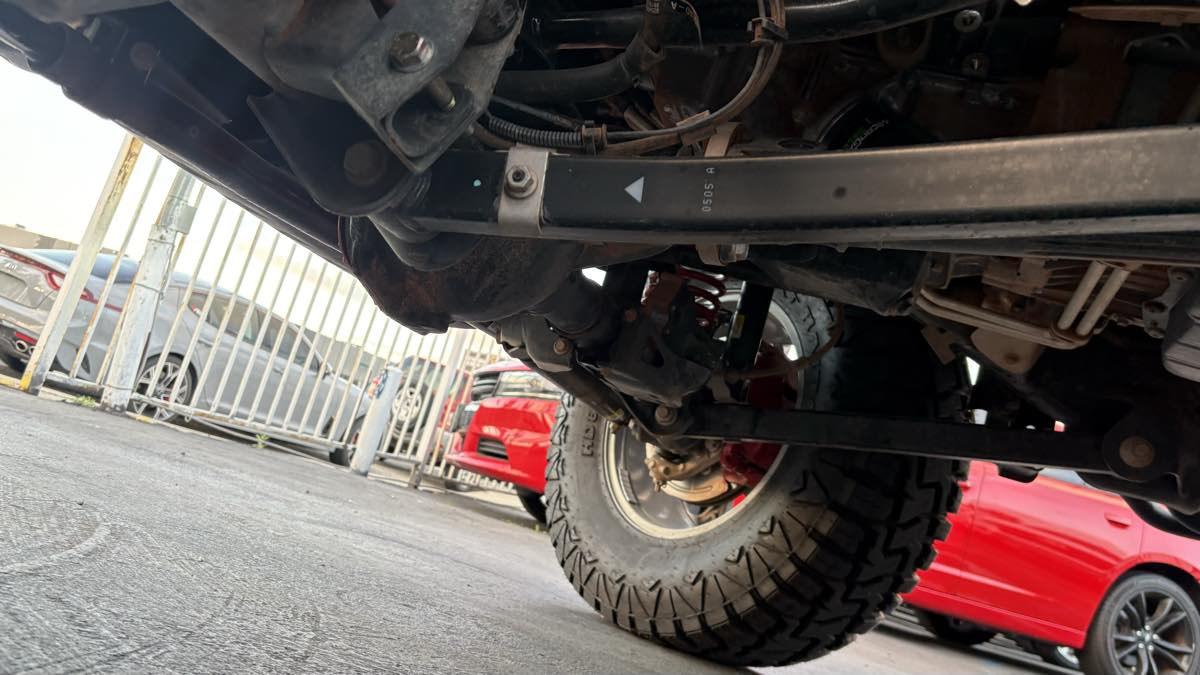 2025 Jeep Wrangler 4-Door Sahara - Photo 111