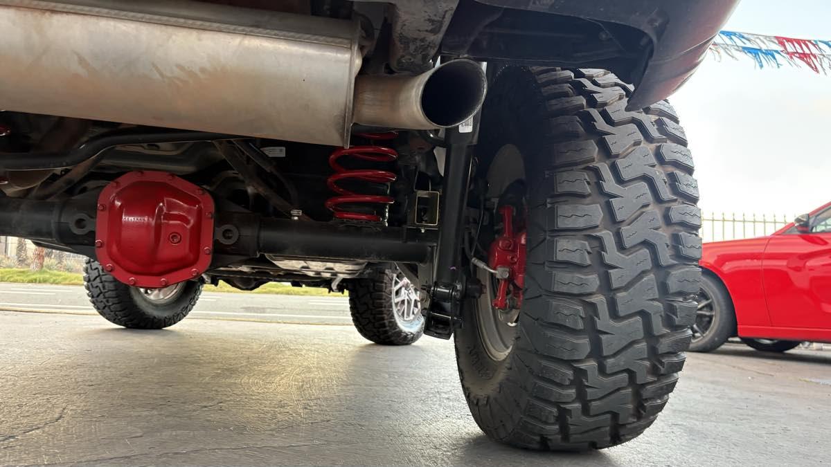 2025 Jeep Wrangler 4-Door Sahara - Photo 114