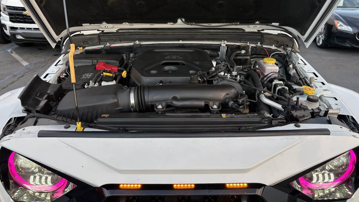 2025 Jeep Wrangler 4-Door Sahara - Photo 118