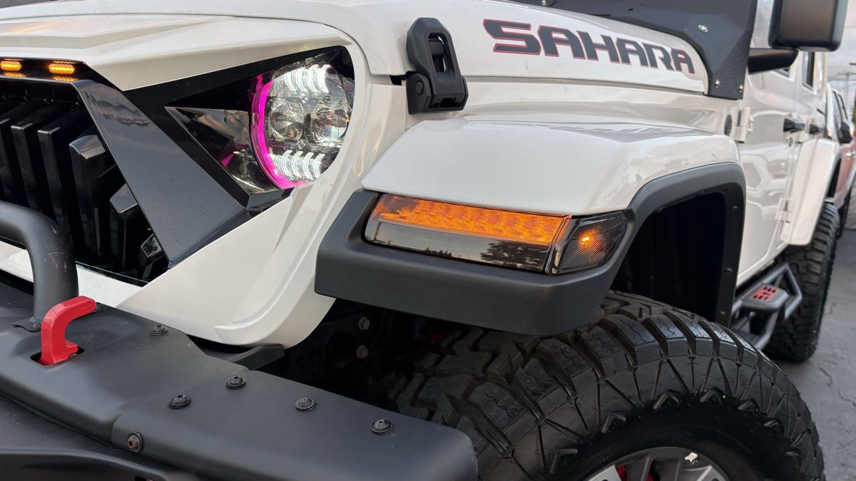 2025 Jeep Wrangler 4-Door Sahara - Photo 129