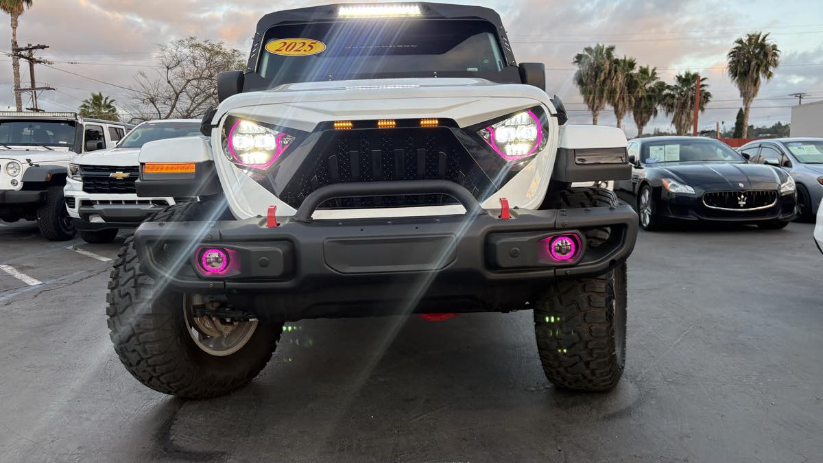 2025 Jeep Wrangler 4-Door Sahara - Photo 132