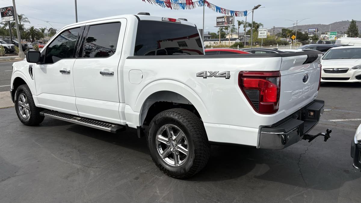 2025 Ford F-150 XLT - Photo 9
