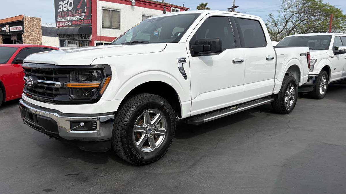 2025 Ford F-150 XLT - Photo 14