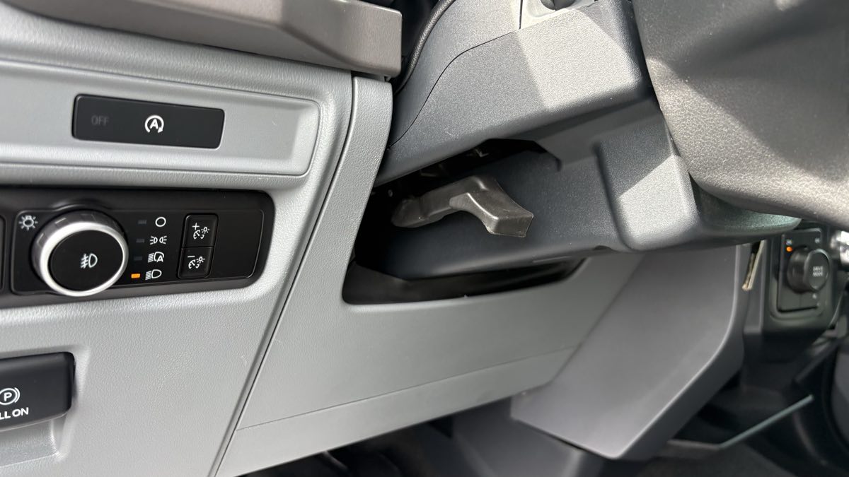 2025 Ford F-150 XLT - Photo 25