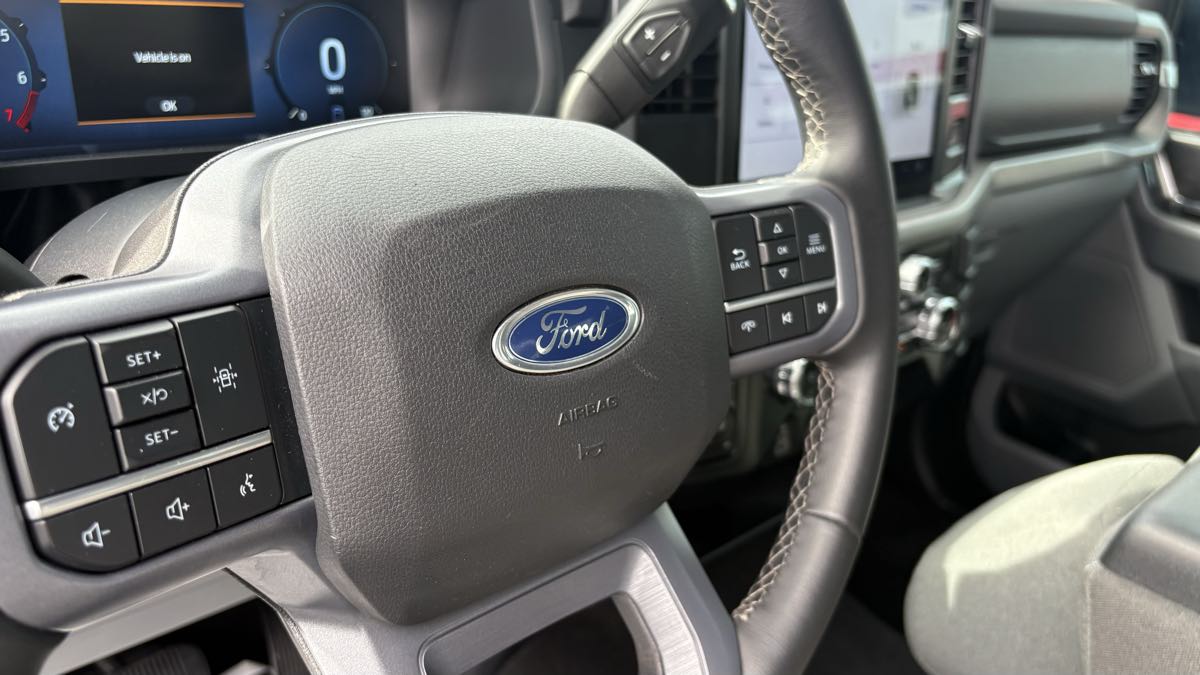 2025 Ford F-150 XLT - Photo 27