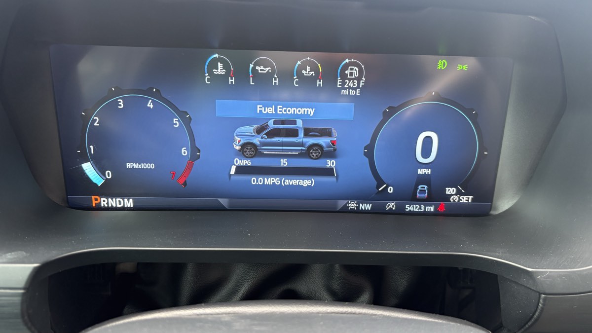 2025 Ford F-150 XLT - Photo 36