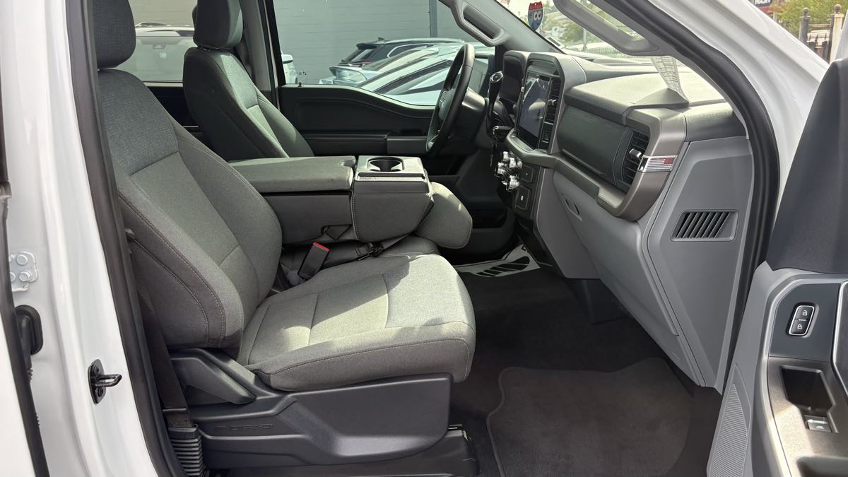 2025 Ford F-150 XLT - Photo 64