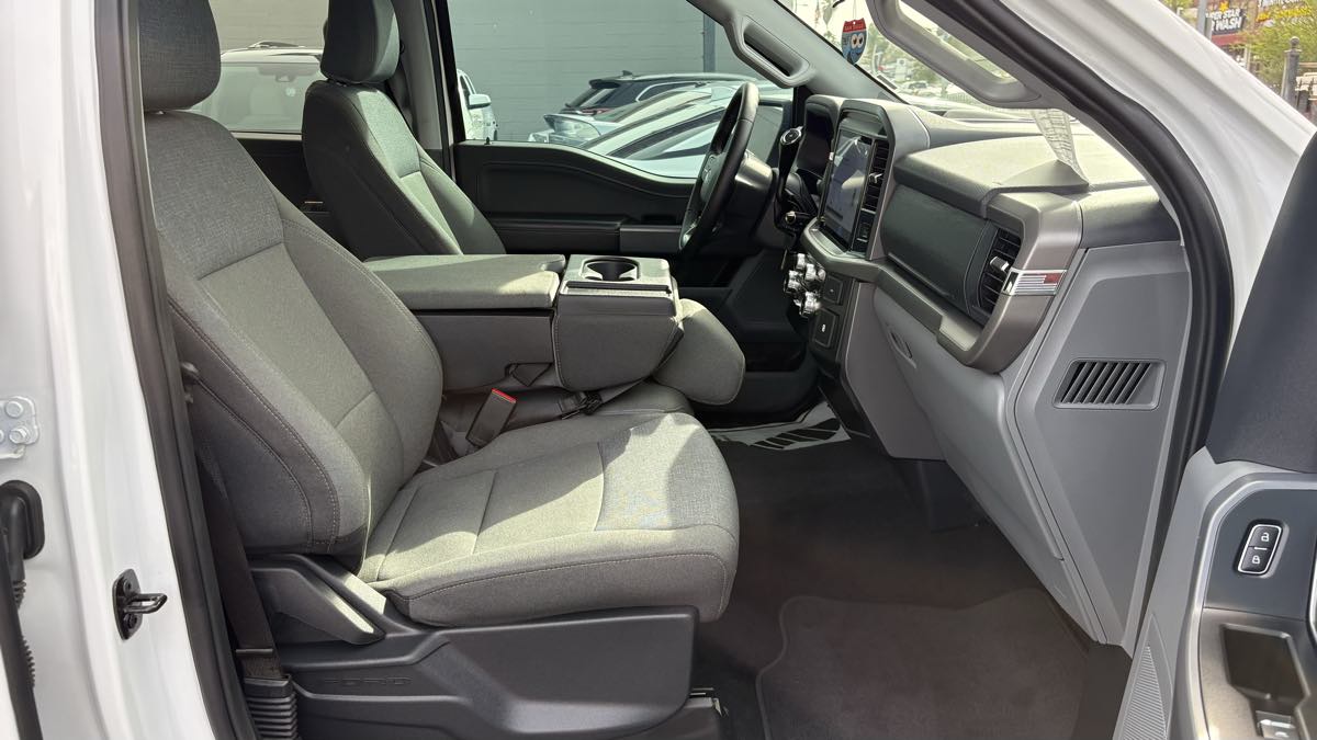 2025 Ford F-150 XLT - Photo 69