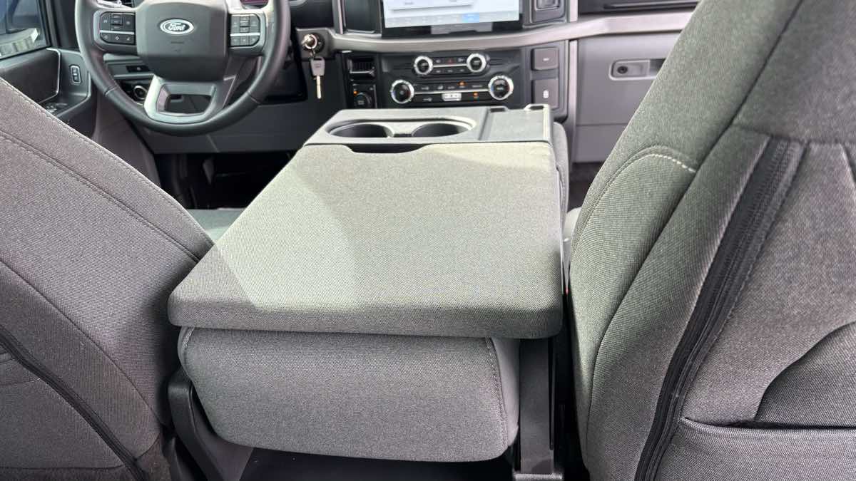 2025 Ford F-150 XLT - Photo 77
