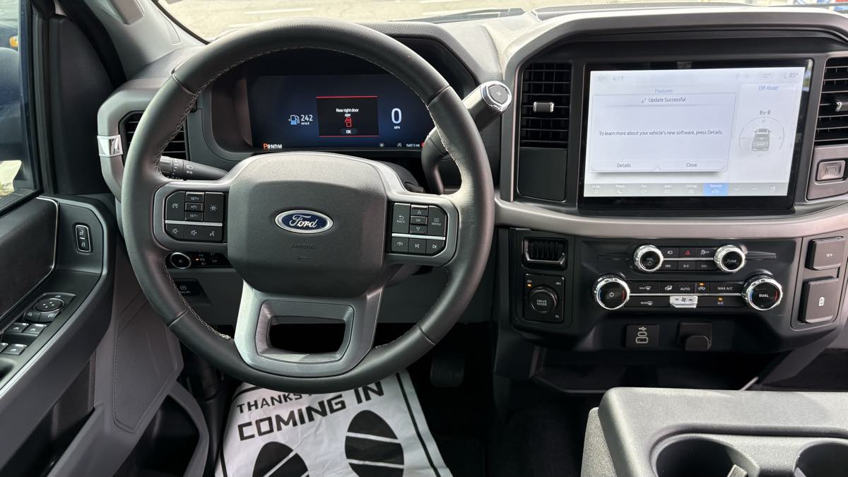 2025 Ford F-150 XLT - Photo 11
