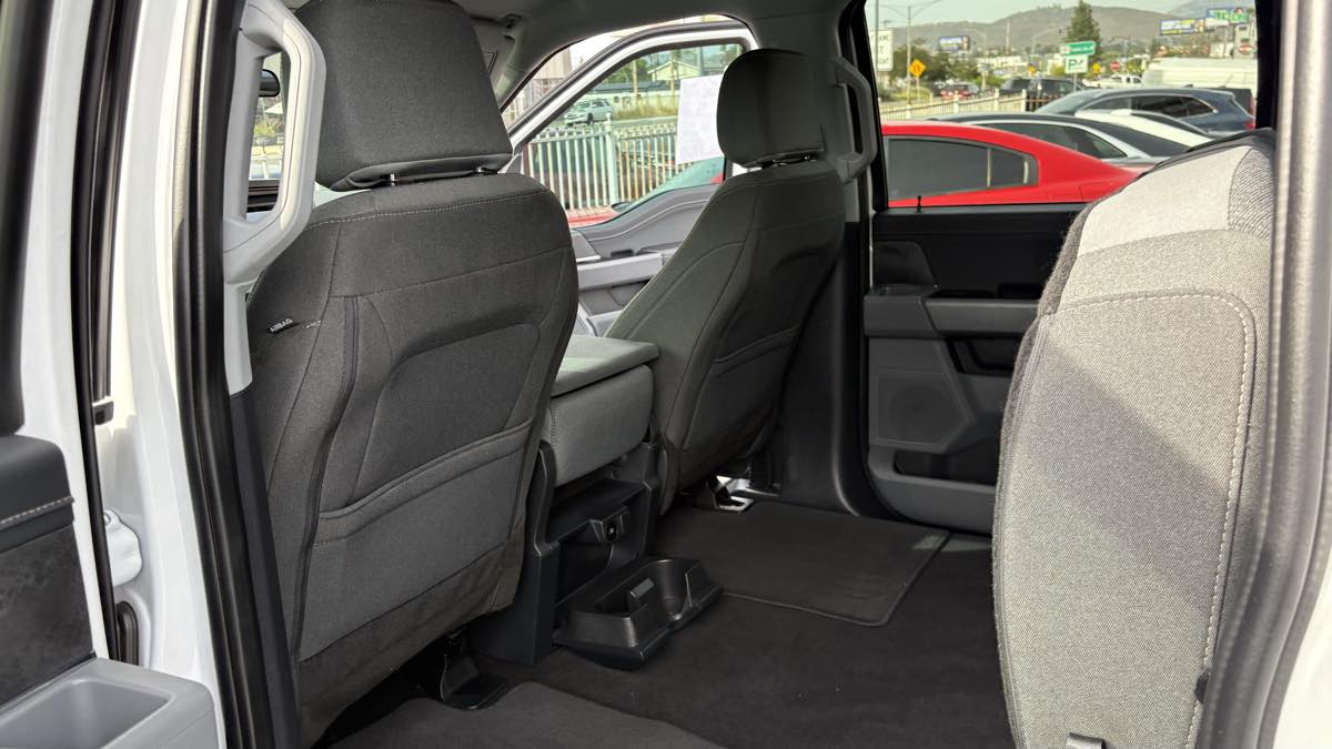 2025 Ford F-150 XLT - Photo 82