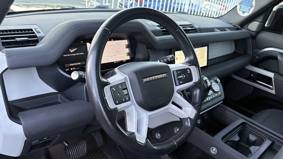 2023 Land Rover Defender S - Photo 24