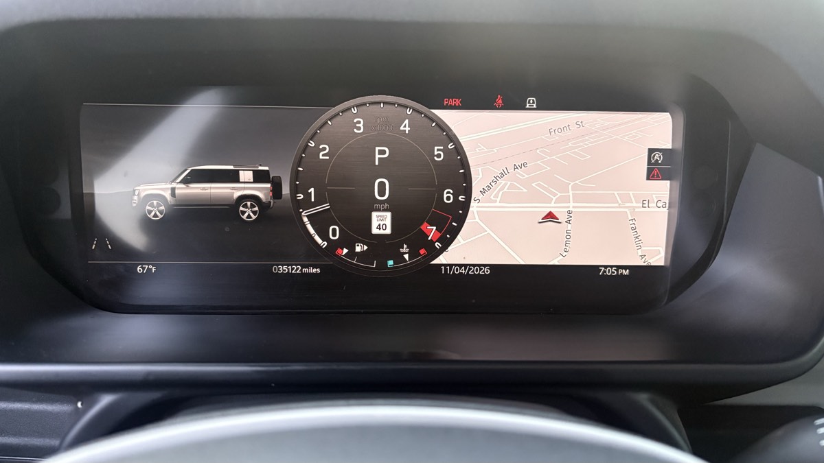 2023 Land Rover Defender S - Photo 9