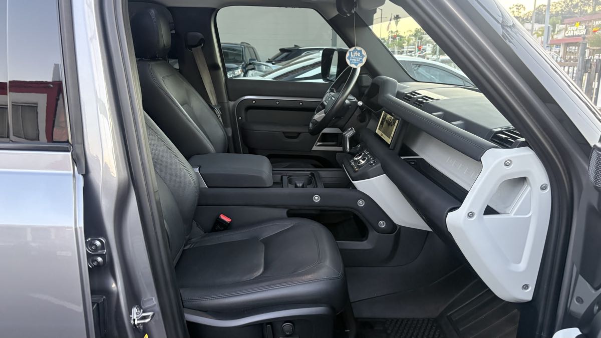 2023 Land Rover Defender S - Photo 65