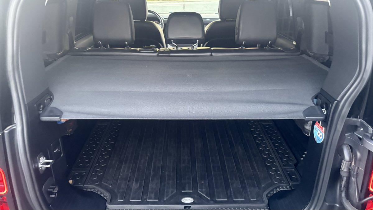 2023 Land Rover Defender S - Photo 95
