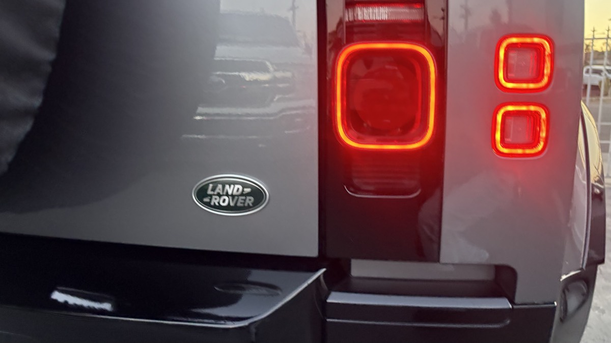 2023 Land Rover Defender S - Photo 112