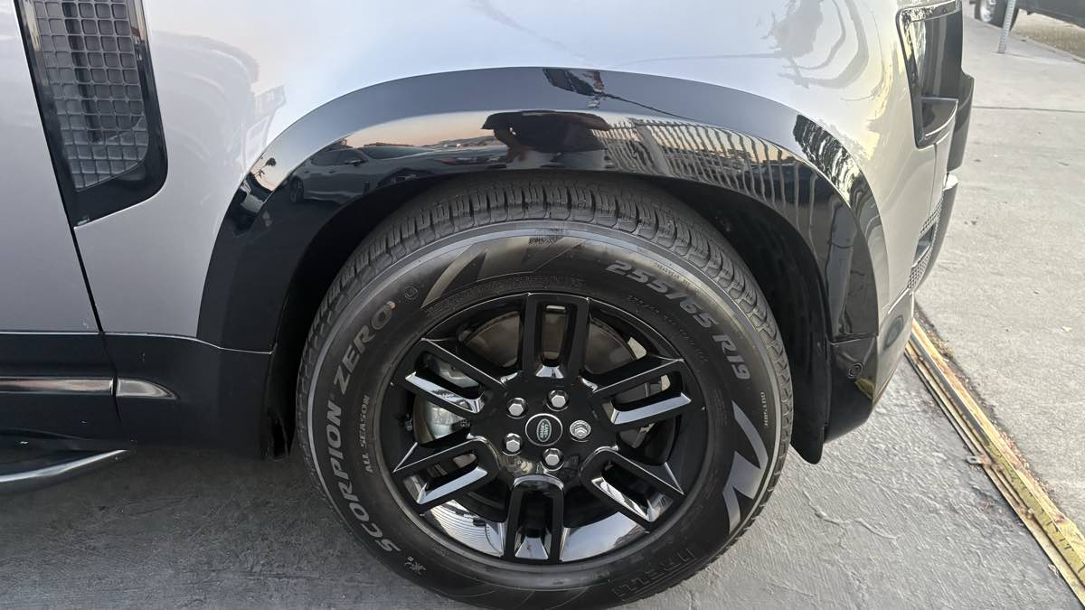 2023 Land Rover Defender S - Photo 116
