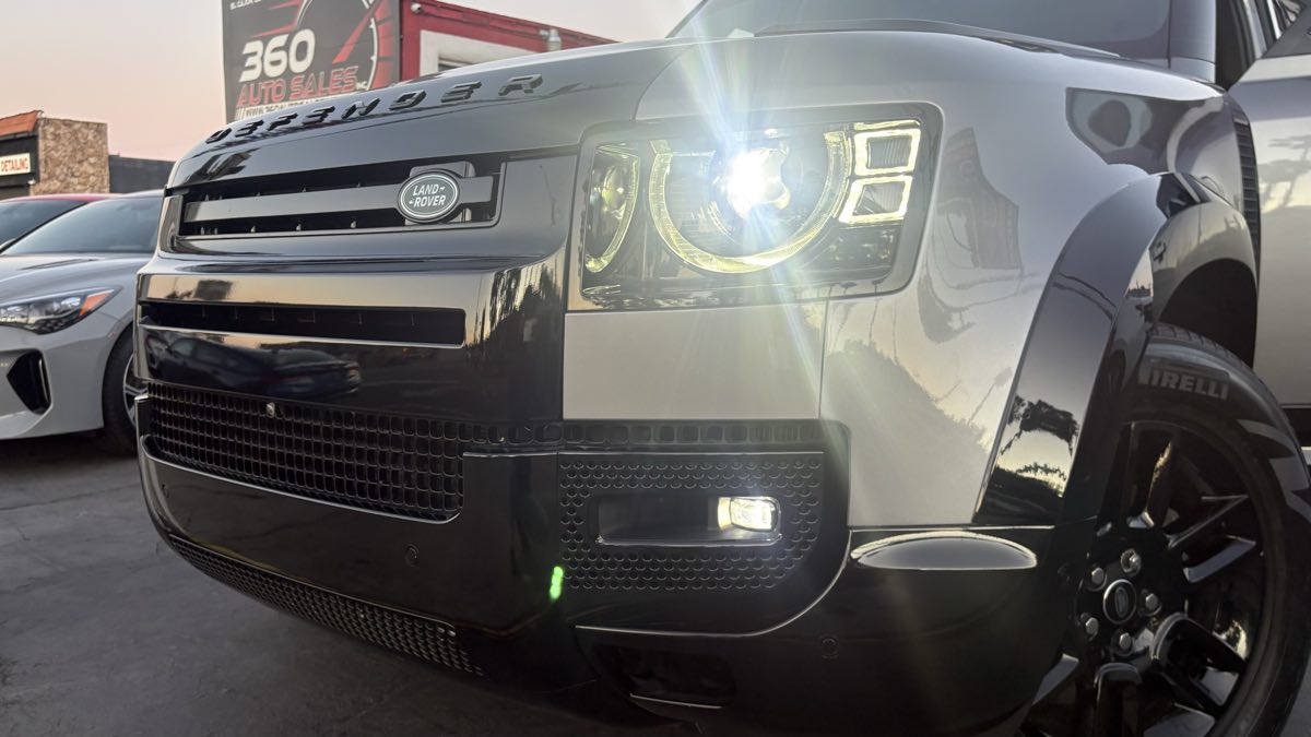 2023 Land Rover Defender S - Photo 122