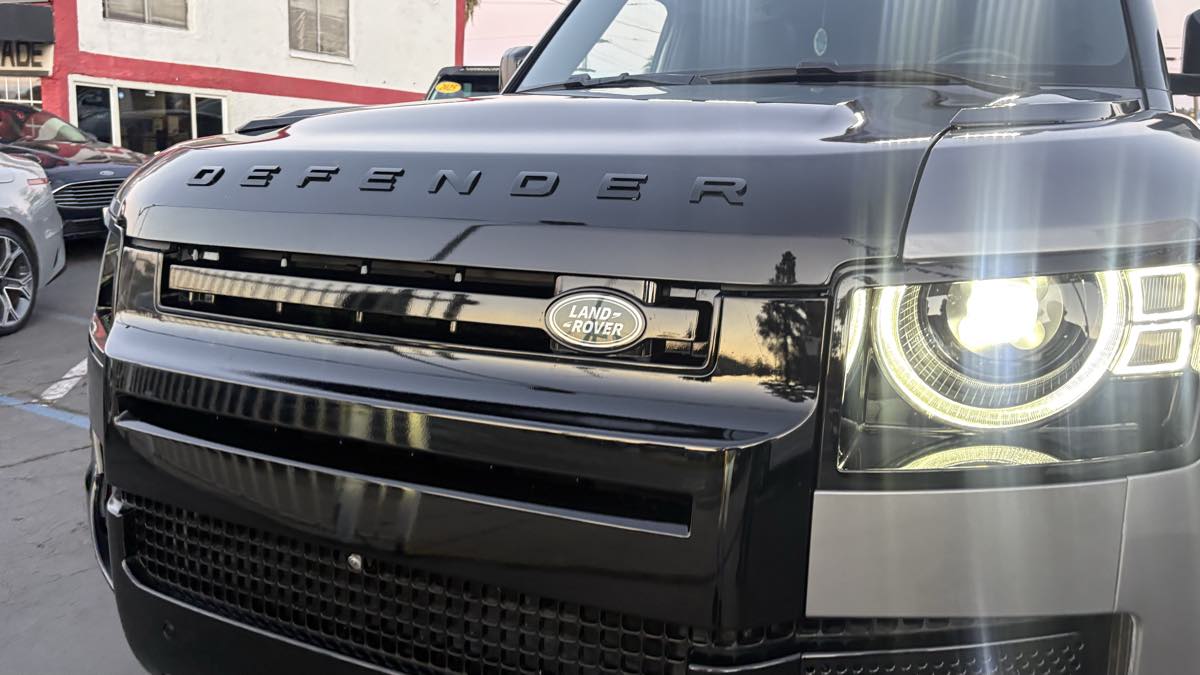 2023 Land Rover Defender S - Photo 126