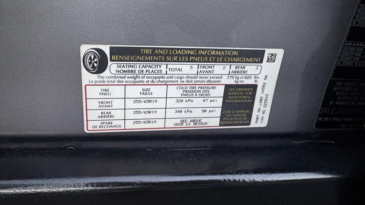 2023 Land Rover Defender S - Photo 148