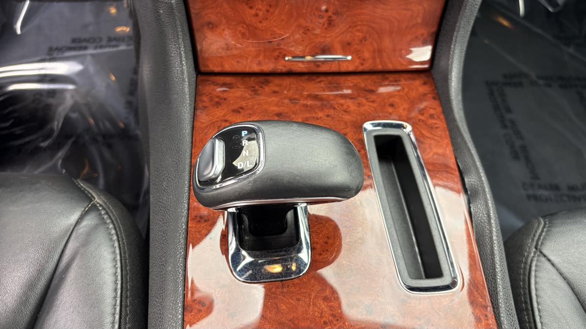 2013 Chrysler 300 Motown - Photo 21
