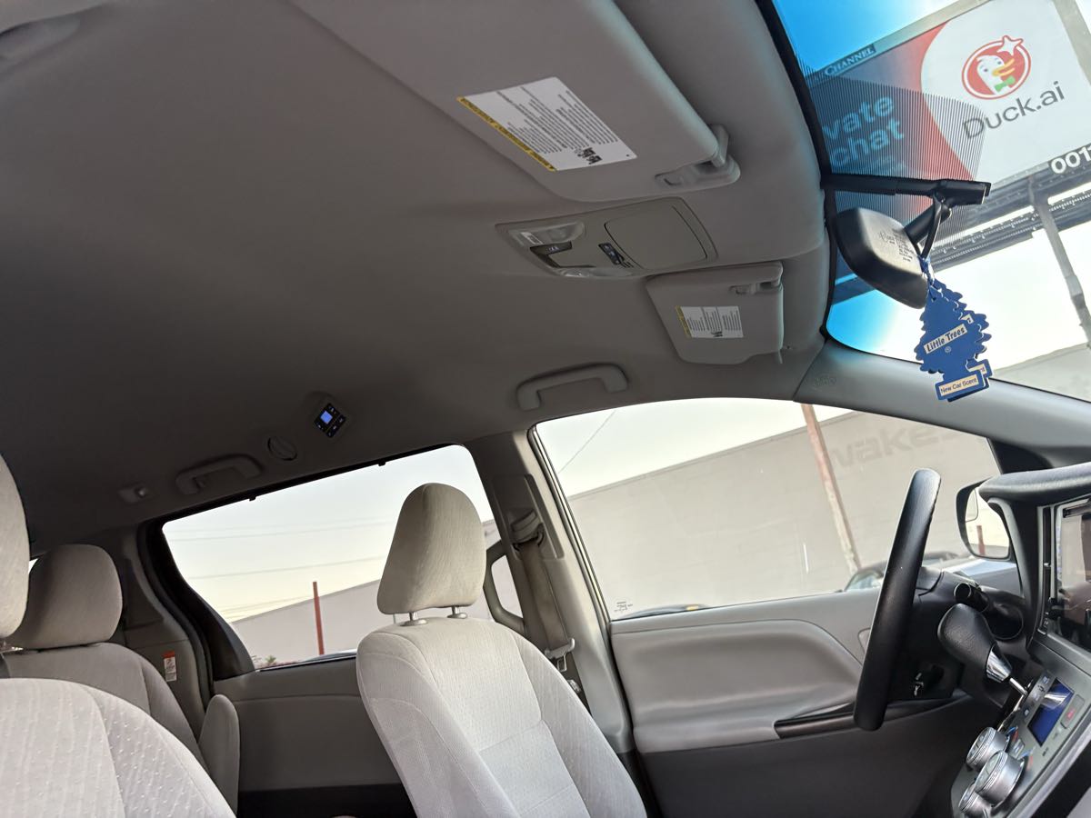 Photo 26 of this Toyota Sienna