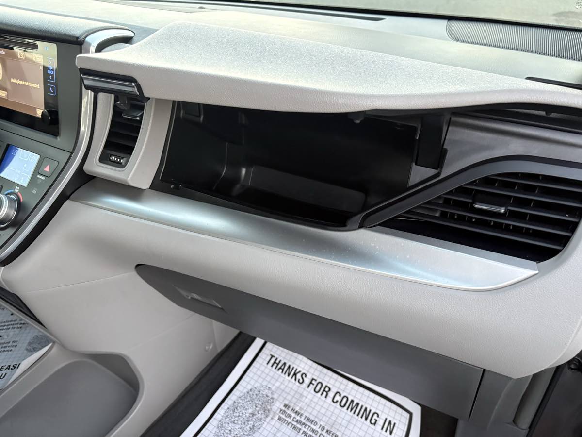 Photo 45 of this Toyota Sienna