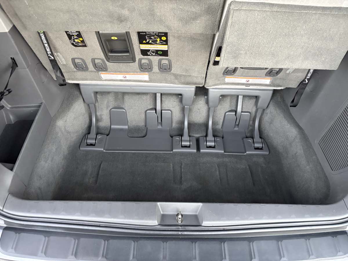 Photo 53 of this Toyota Sienna