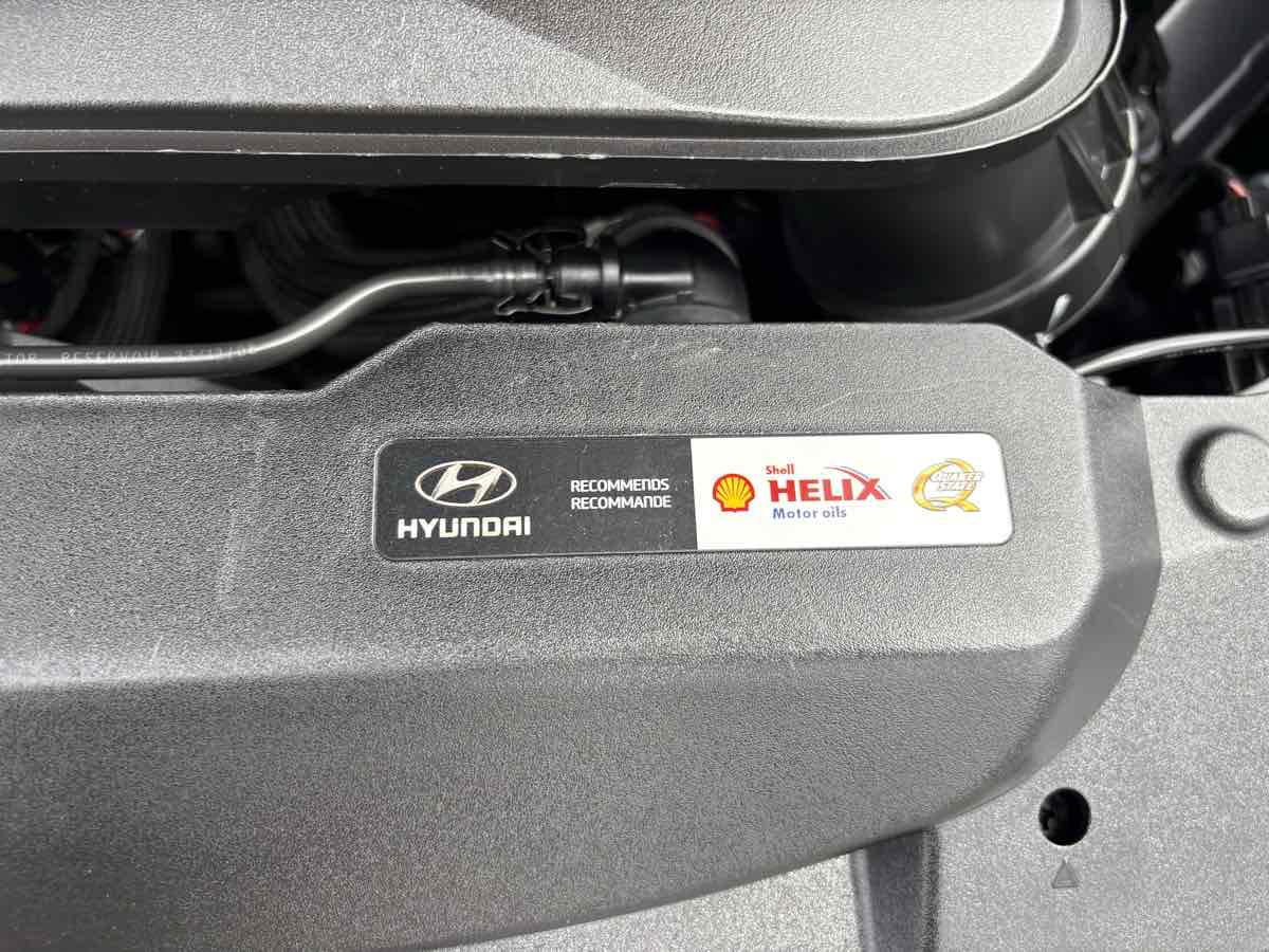 Photo 83 of this Hyundai Sonata