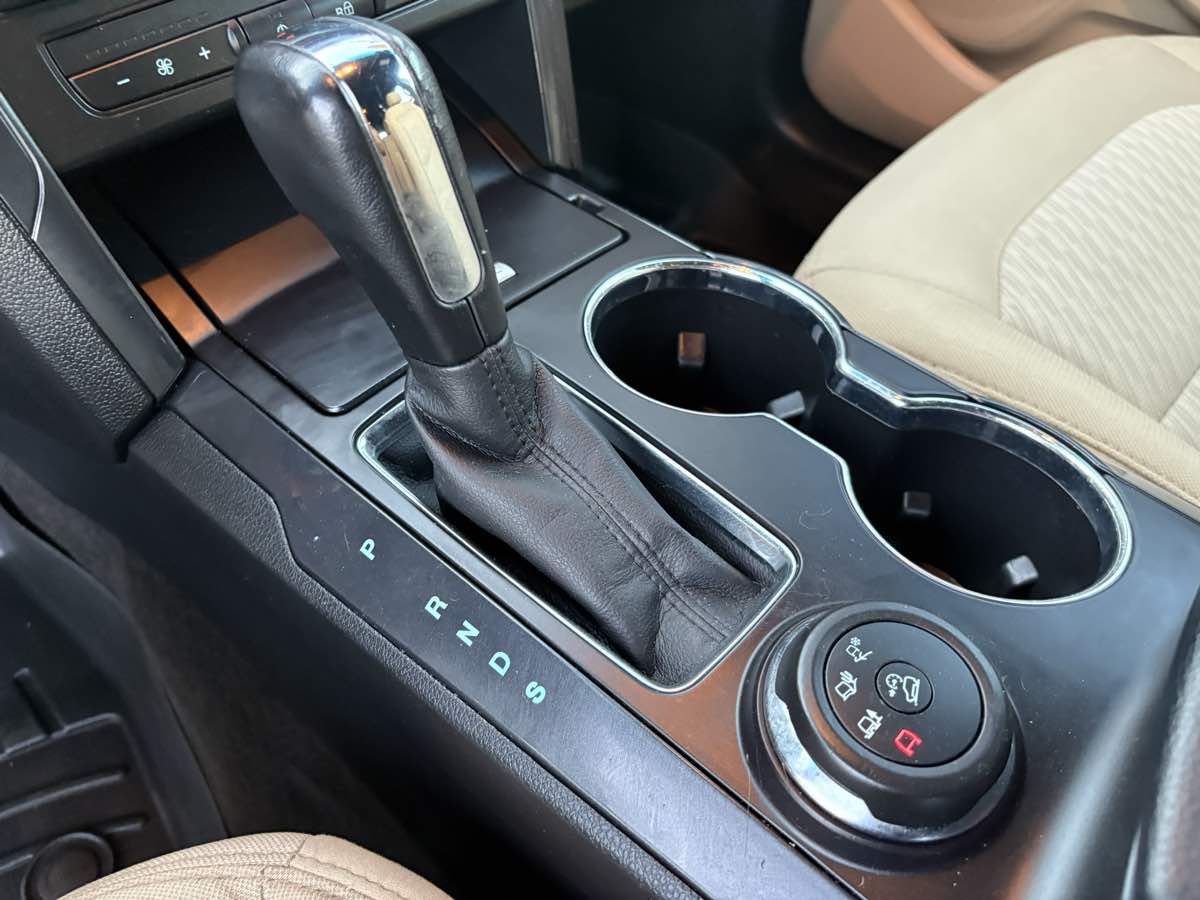 2017 Ford Explorer Base - Photo 22