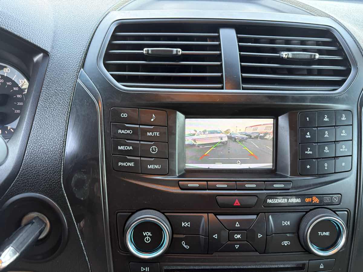 2017 Ford Explorer Base - Photo 24