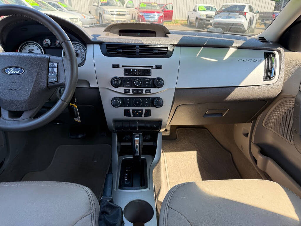 2009 Ford Focus SEL - Photo 17