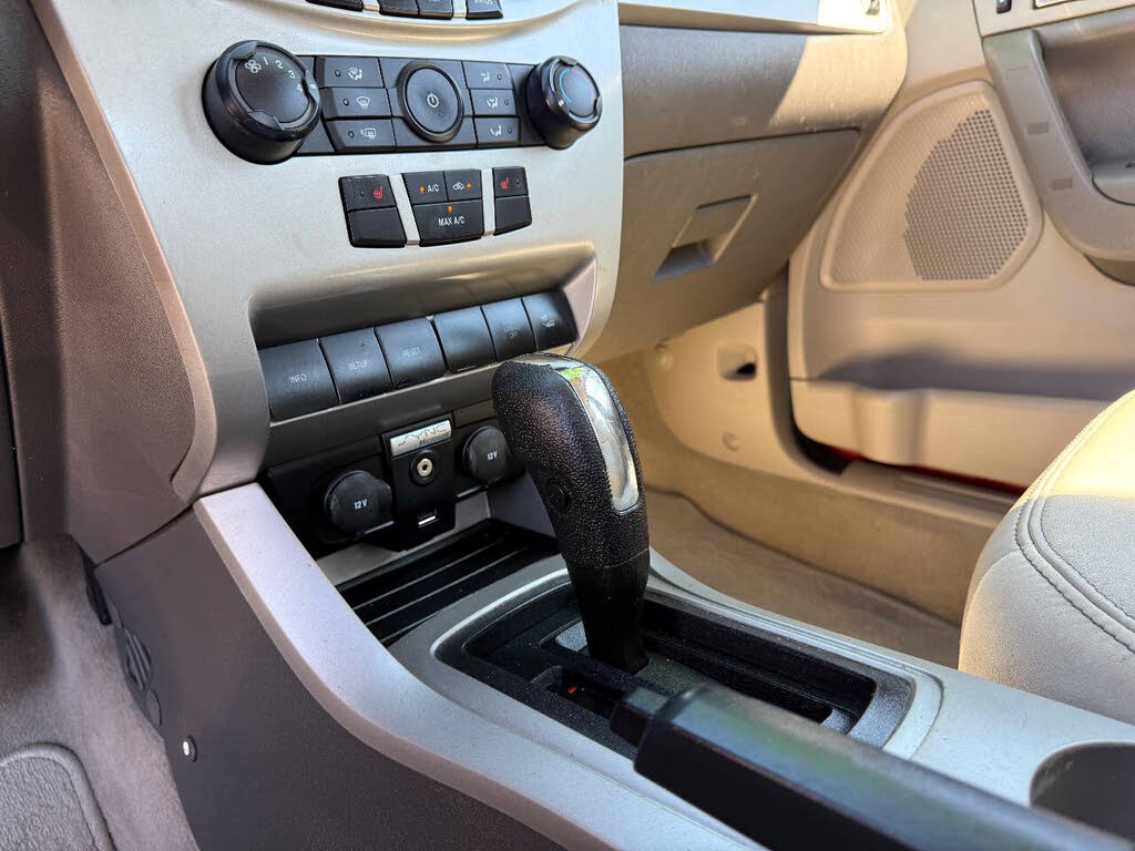 2009 Ford Focus SEL - Photo 21