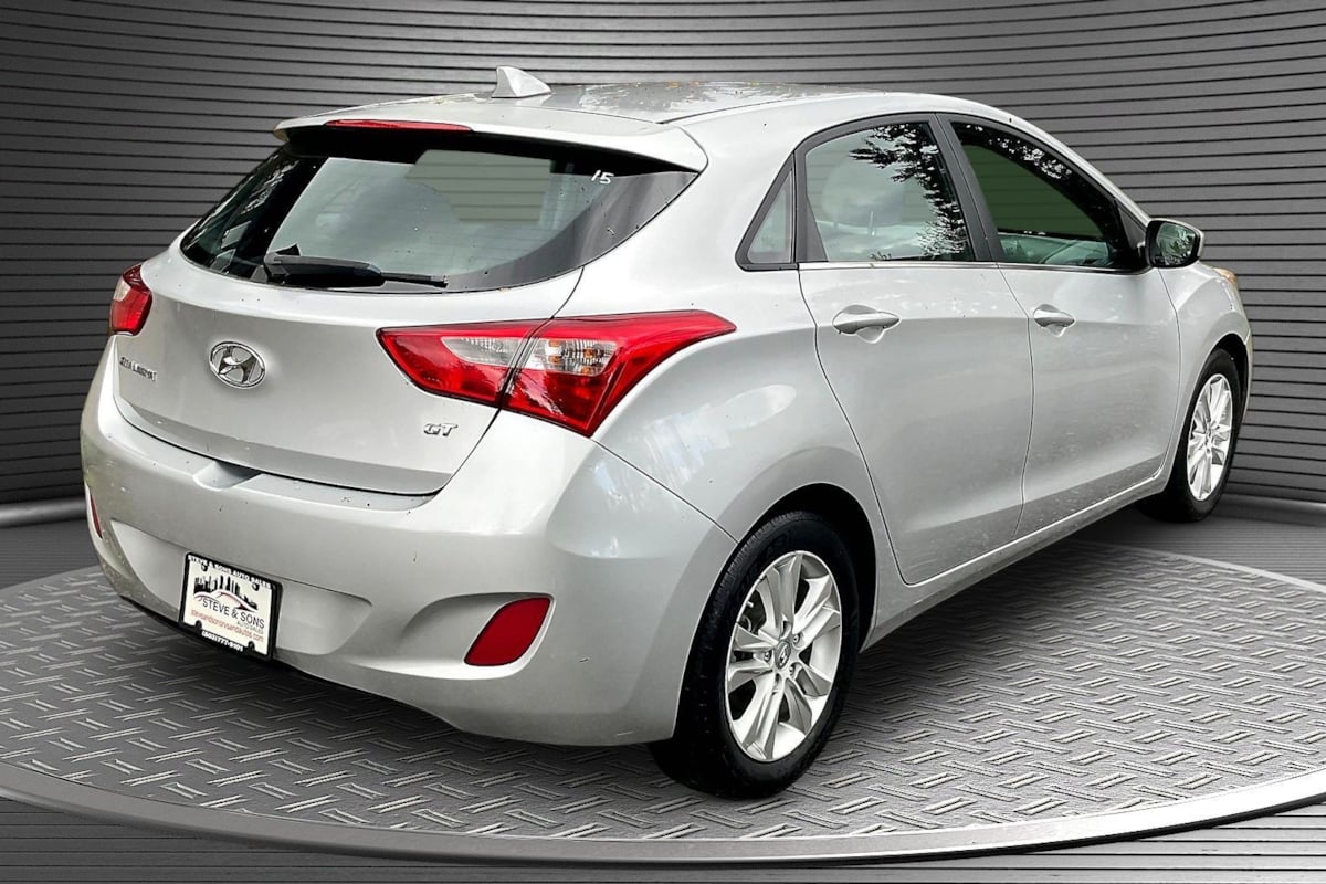2013 Hyundai Elantra GT Base - Photo 6