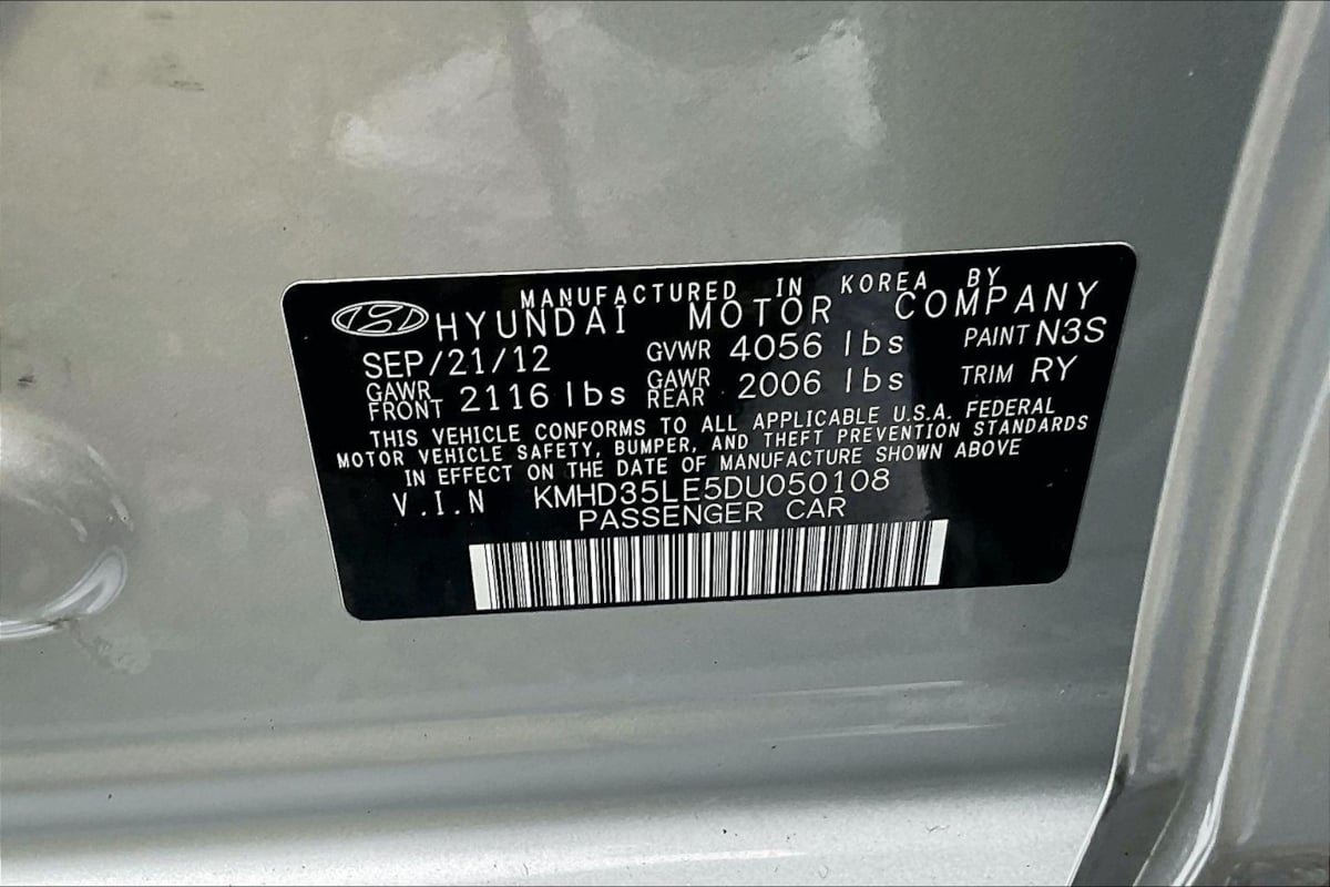 2013 Hyundai Elantra GT Base - Photo 17