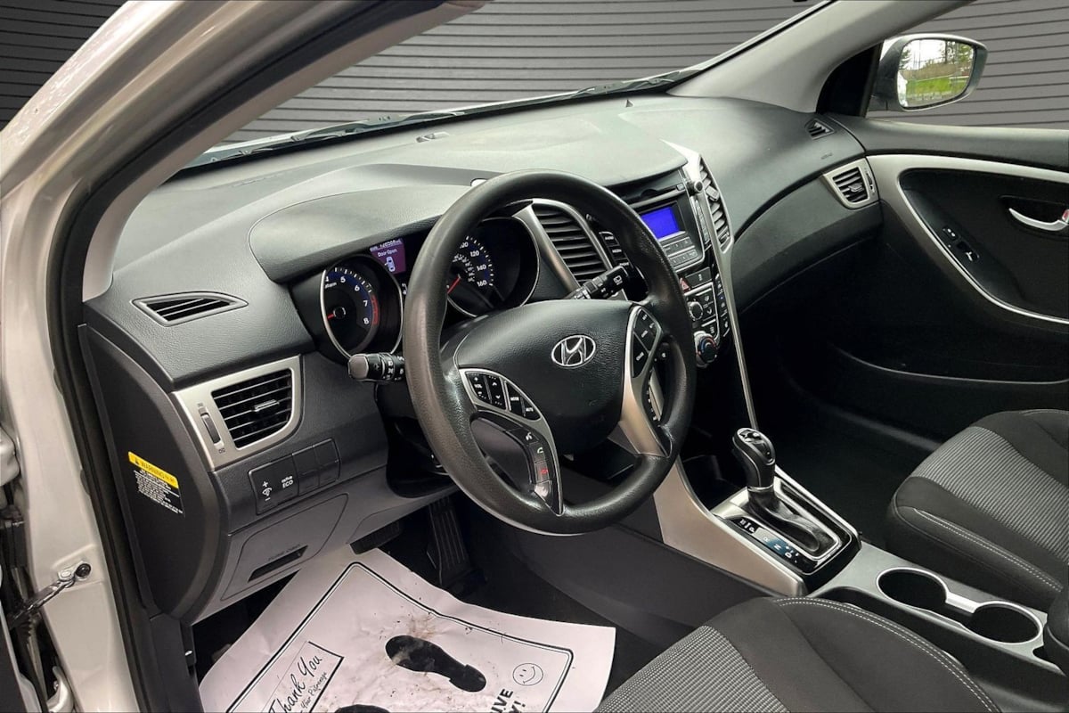 2013 Hyundai Elantra GT Base - Photo 16