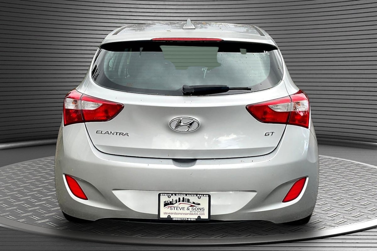2013 Hyundai Elantra GT Base - Photo 5