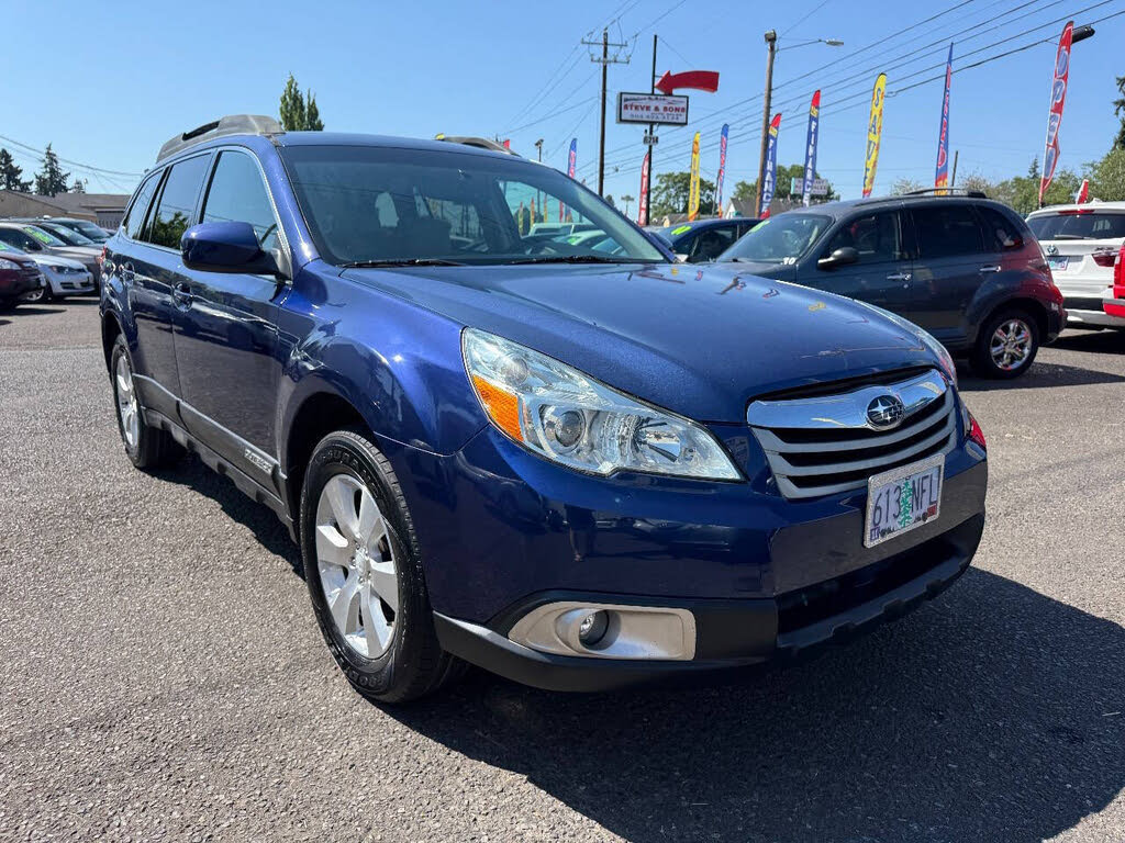 2010 Subaru Outback 3.6R Premium - Photo 3
