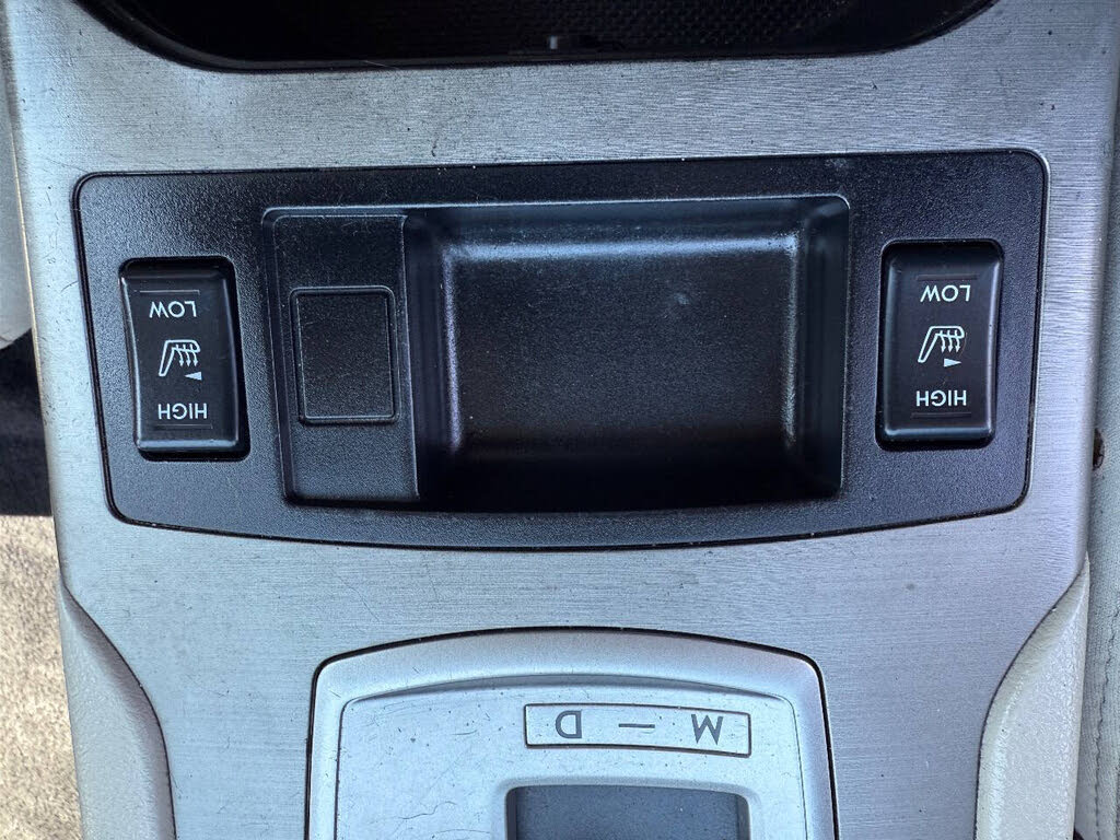 2010 Subaru Outback 3.6R Premium - Photo 20