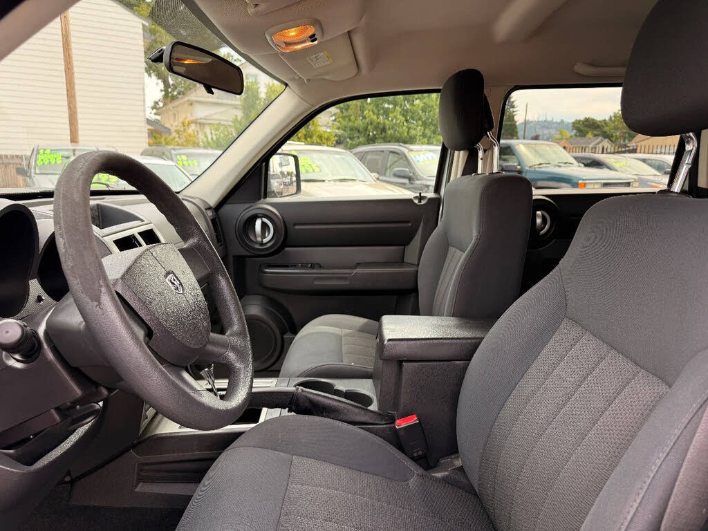 2011 Dodge Nitro Heat - Photo 16