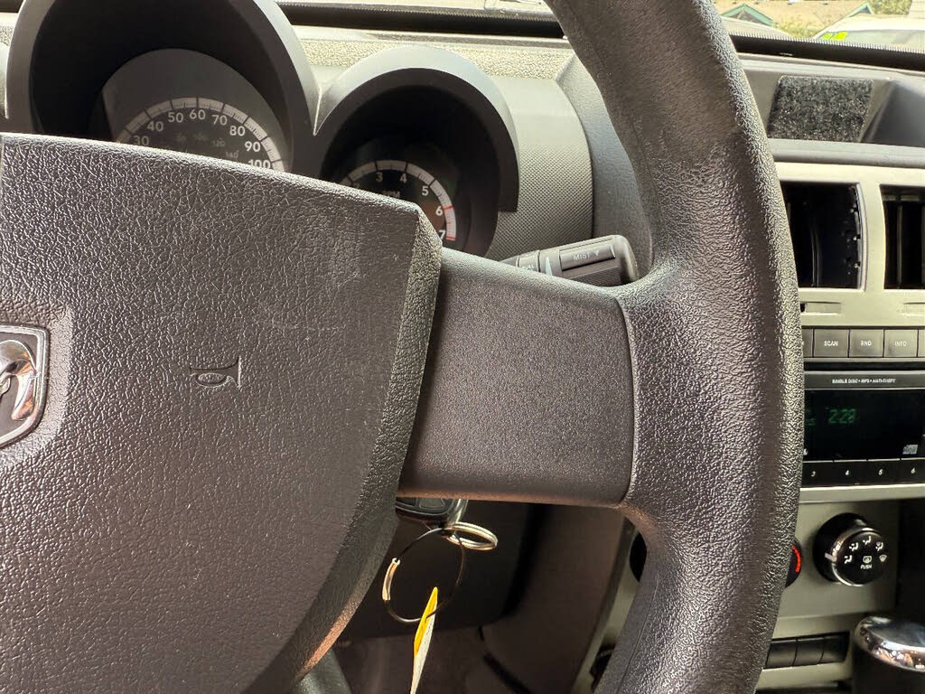 2011 Dodge Nitro Heat - Photo 26