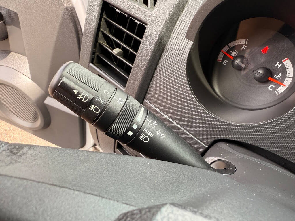 2011 Dodge Nitro Heat - Photo 28