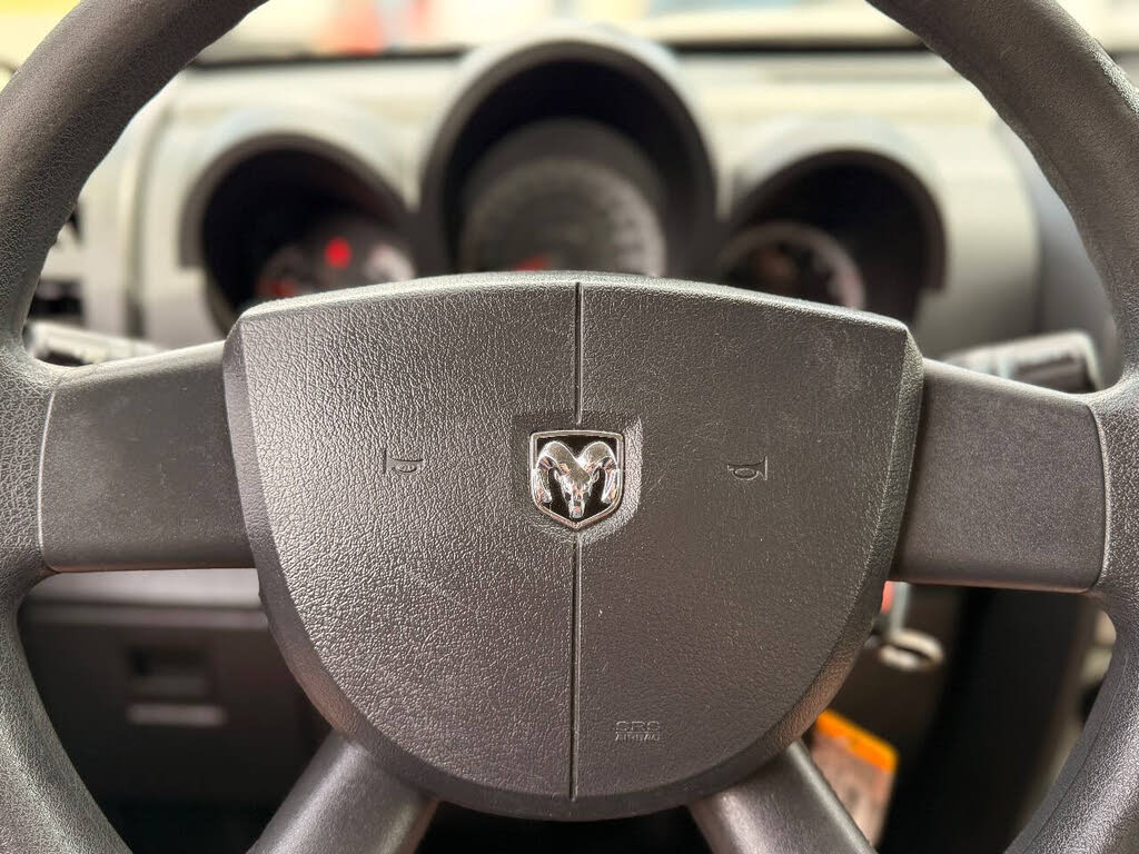 2011 Dodge Nitro Heat - Photo 30