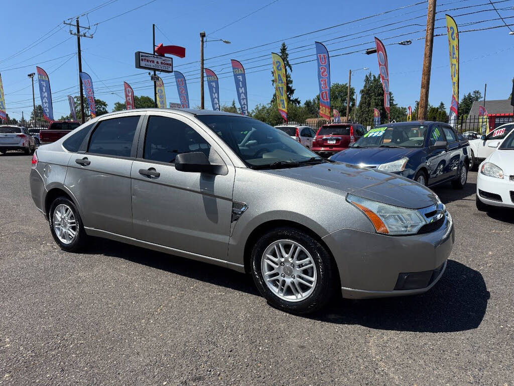2008 Ford Focus SE - Photo 2