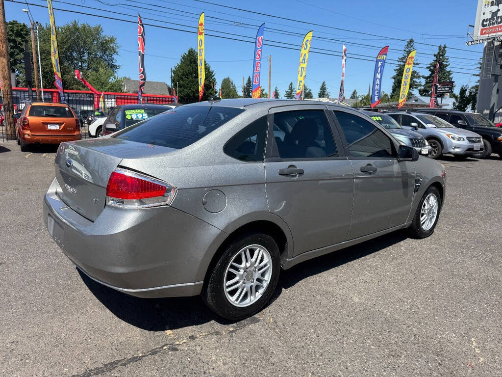 2008 Ford Focus SE - Photo 9