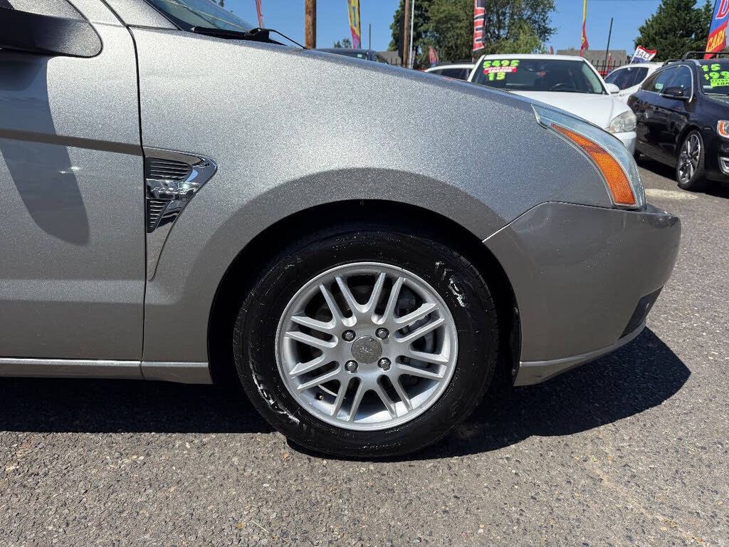 2008 Ford Focus SE - Photo 11