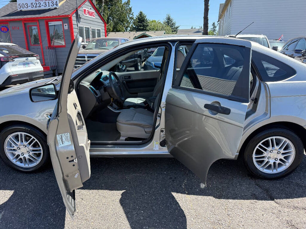 2008 Ford Focus SE - Photo 15