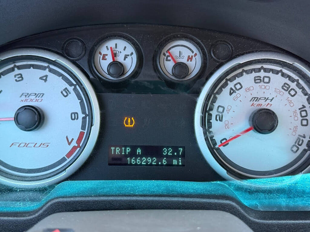 2008 Ford Focus SE - Photo 24