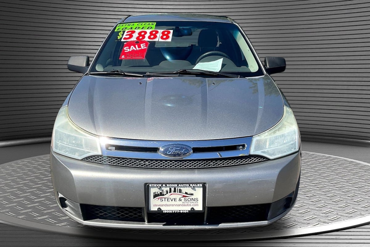 2008 Ford Focus SE - Photo 2